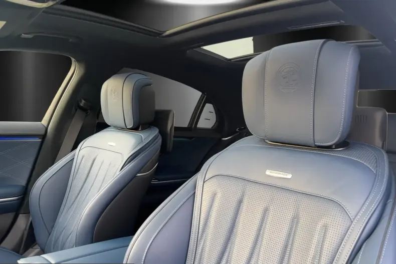 Mercedes-Benz S 63 AMG (Clasa S) din 2023 cu 8.142 km - oferta MER218673 - foto 10