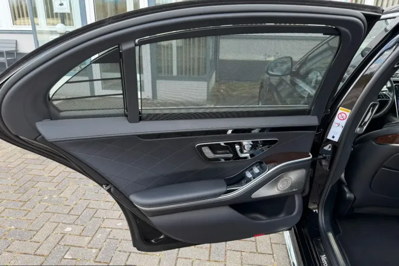 Mercedes-Benz S 580 (Clasa S) din 2024 cu 53.044 km - oferta MER218685 - foto 19