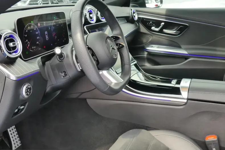 Mercedes-Benz CLE 300 (Clasa CLE) din 2024 cu 18.500 km - oferta MER218689 - foto 8