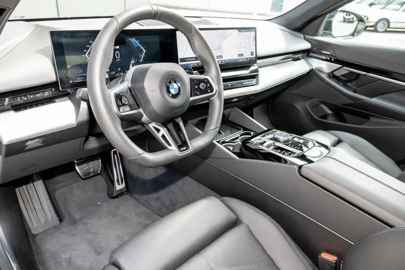 BMW 520 (Seria 5) din 2025 cu 4.561 km - oferta BMW218692 - foto 3