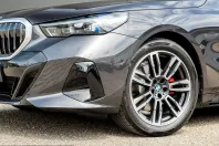 BMW 520 (Seria 5) din 2025 cu 4.561 km - oferta BMW218692 - foto 18