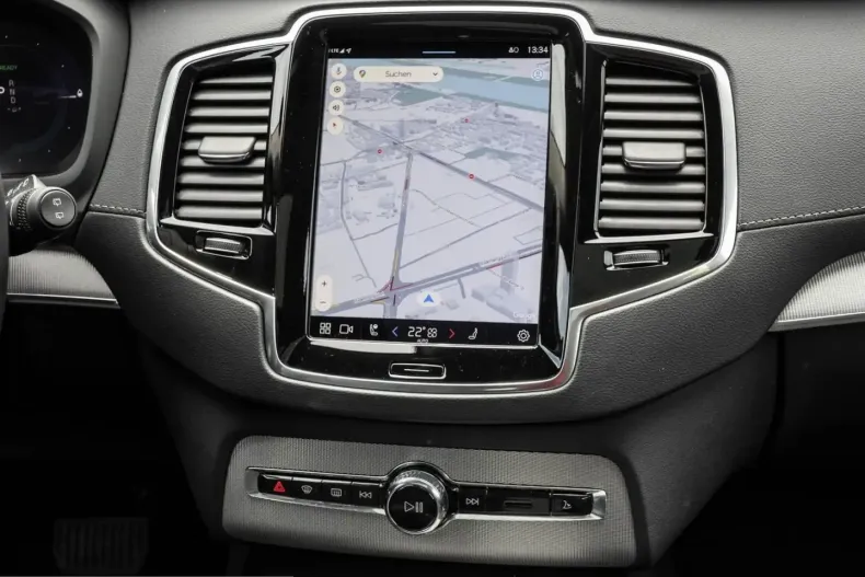 Volvo XC90 din 2024 cu 14.200 km - oferta VOL218701 - foto 9