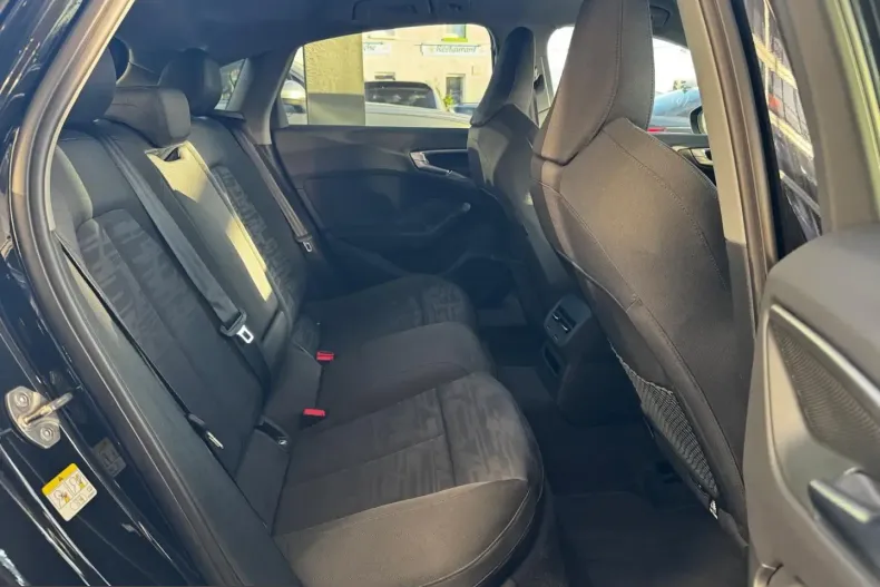 Audi A5 din 2024 cu 5.200 km - oferta AUD218714 - foto 18