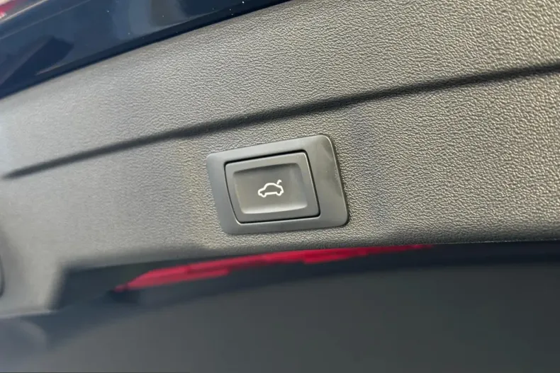 Audi A5 din 2024 cu 5.200 km - oferta AUD218714 - foto 26