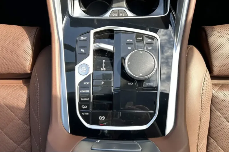 BMW X6 (Seria X) din 2025 cu 25.539 km - oferta BMW218726 - foto 10