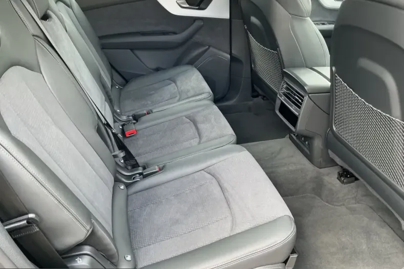 Audi Q7 din 2025 cu 21.631 km - oferta AUD218729 - foto 8