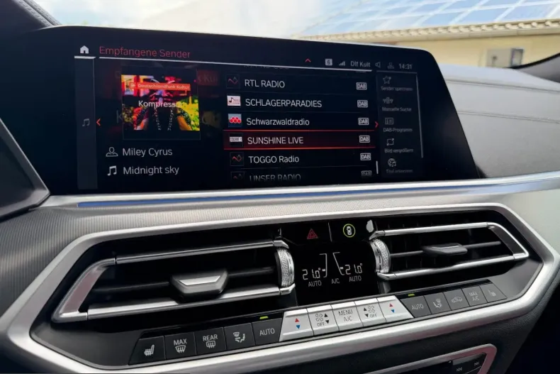 BMW X6 (Seria X) din 2023 cu 73.458 km - oferta BMW218733 - foto 19