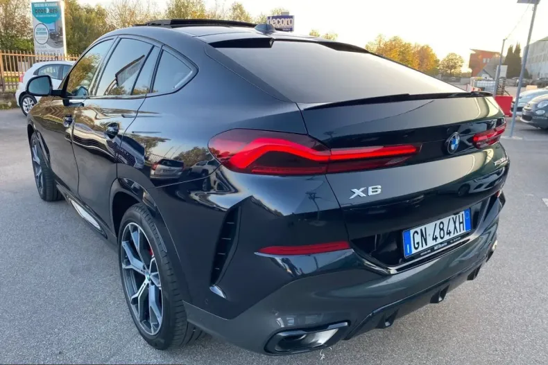 BMW X6 (Seria X) din 2023 cu 39.000 km - oferta BMW218734 - foto 4