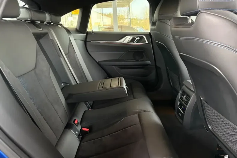 BMW 420d (Seria 4) din 2023 cu 14.700 km - oferta BMW218736 - foto 16