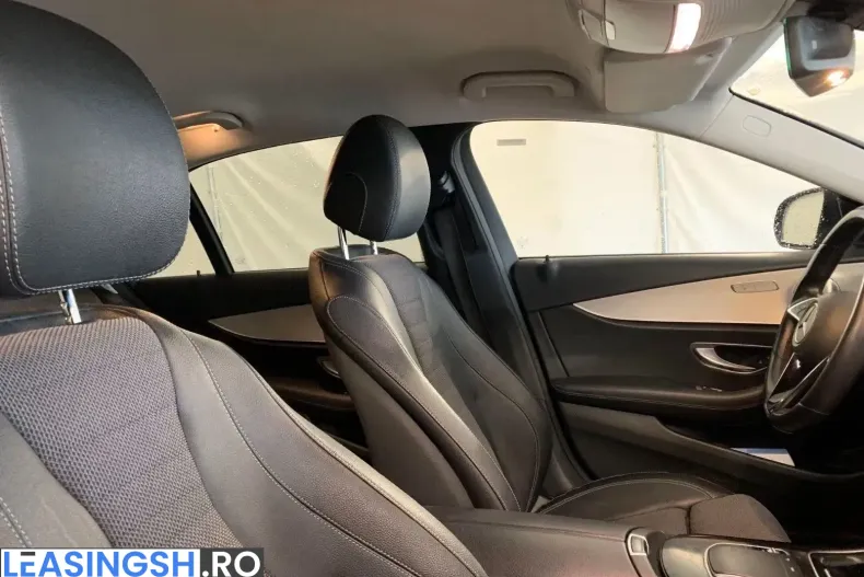 Mercedes-Benz E 300 (Clasa E) din 2021 cu 59.400 km - oferta MER218739 - foto 6