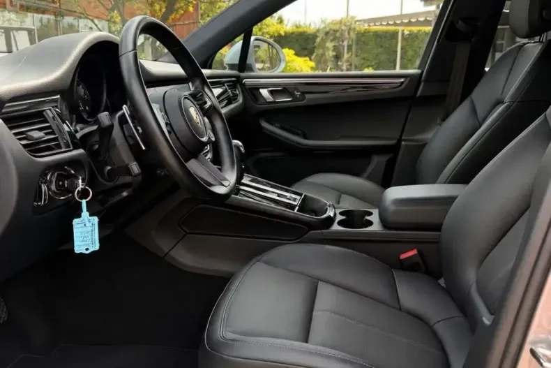 Porsche Macan din 2024 cu 33.100 km - oferta POR218740 - foto 7