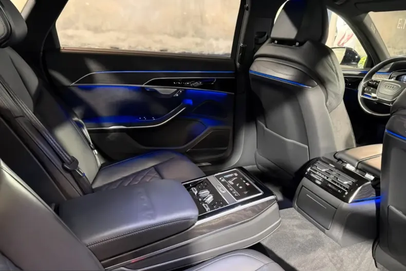 Audi A8 din 2021 cu 100.000 km - oferta AUD218741 - foto 19