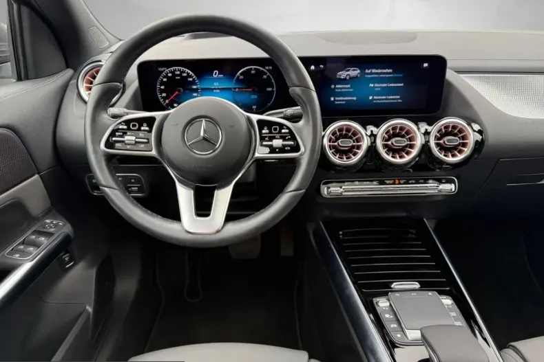 Mercedes-Benz EQA din 2022 cu 9.200 km - oferta MER218752 - foto 17