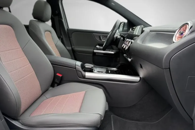Mercedes-Benz EQA din 2022 cu 9.200 km - oferta MER218752 - foto 24