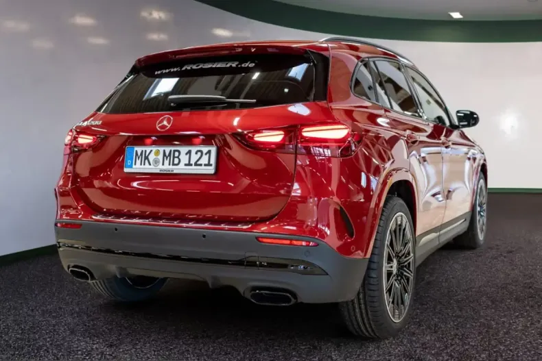Mercedes-Benz GLA 200 (Clasa GLA) din 2026 cu 14.600 km - oferta MER218753 - foto 2
