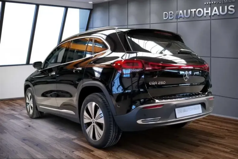 Mercedes-Benz EQA din 2023 cu 28.076 km - oferta MER218754 - foto 6