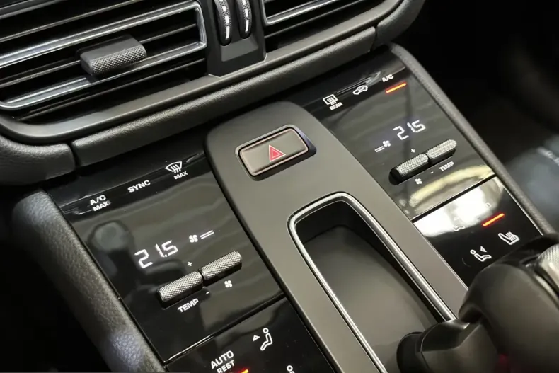 Porsche Macan din 2022 cu 36.893 km - oferta POR218762 - foto 13