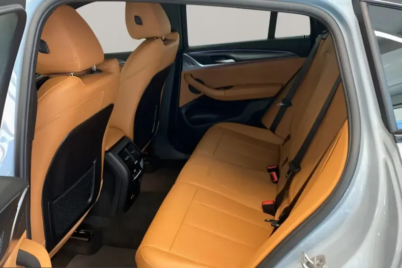 BMW X4 (Seria X) din 2025 cu 7.994 km - oferta BMW218763 - foto 15