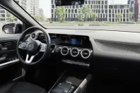 Mercedes-Benz EQA din 2022 cu 23.197 km - oferta MER218767 - foto 12