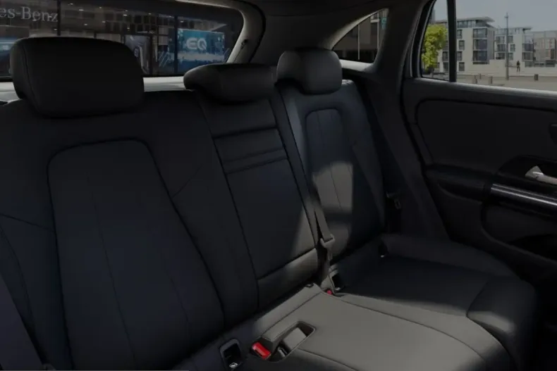 Mercedes-Benz EQA din 2022 cu 23.197 km - oferta MER218767 - foto 13