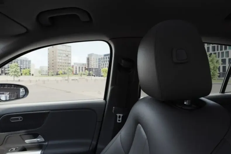Mercedes-Benz EQA din 2022 cu 23.197 km - oferta MER218767 - foto 15