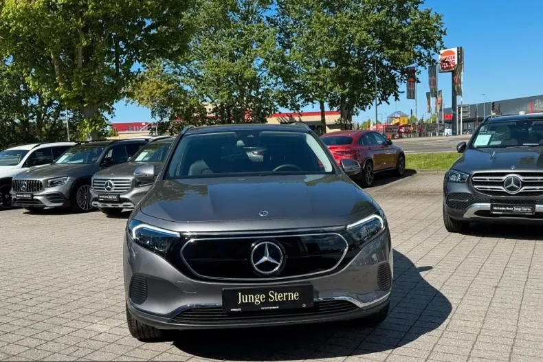 Mercedes-Benz EQA din 2022 cu 19.264 km - oferta MER218770 - foto 5