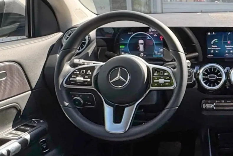 Mercedes-Benz EQA din 2022 cu 19.264 km - oferta MER218770 - foto 14