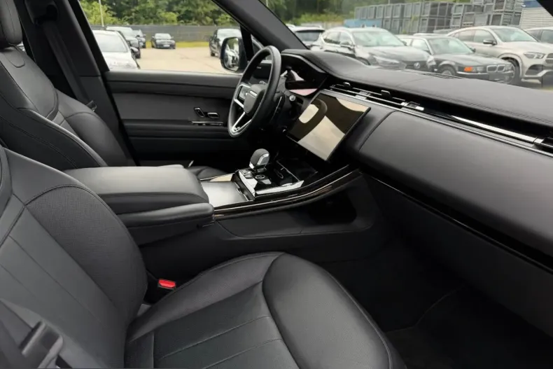 Land Rover Range Rover Sport din 2024 cu 35.780 km - oferta LAN218786 - foto 11