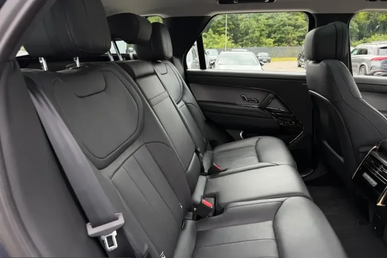 Land Rover Range Rover Sport din 2024 cu 35.780 km - oferta LAN218786 - foto 12