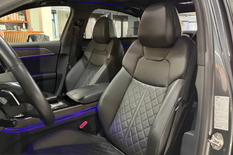 Audi A8 din 2022 cu 95.300 km - oferta AUD218787 - foto 16