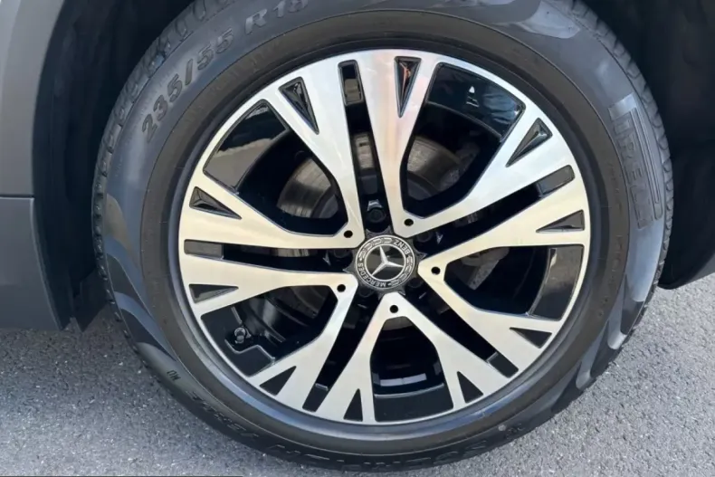 Mercedes-Benz GLA 200 (Clasa GLA) din 2025 cu 16.298 km - oferta MER218788 - foto 4