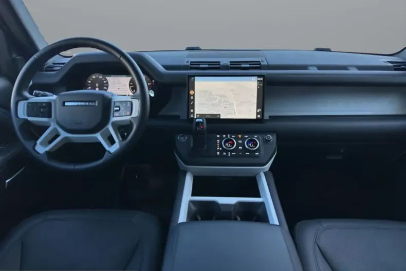 Land Rover Defender din 2025 cu 24.650 km - oferta LAN218790 - foto 5