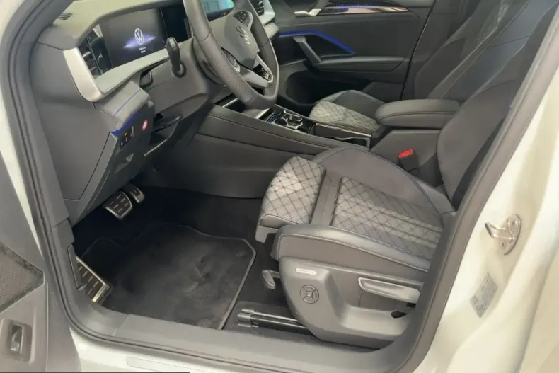 Volkswagen Tayron din 2025 cu 44.800 km - oferta VOL218795 - foto 6
