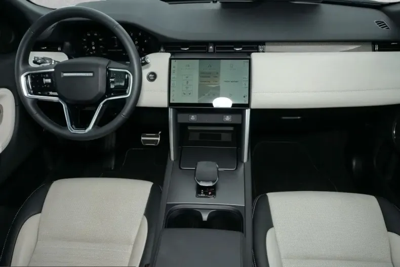Land Rover Discovery Sport din 2025 cu 14.900 km - oferta LAN218803 - foto 4