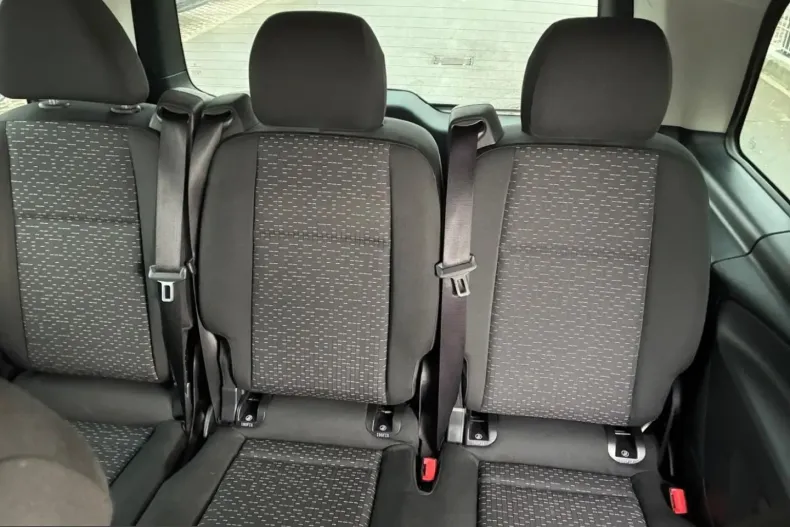 Mercedes-Benz Vito din 2024 cu 18.097 km - oferta MER218808 - foto 23