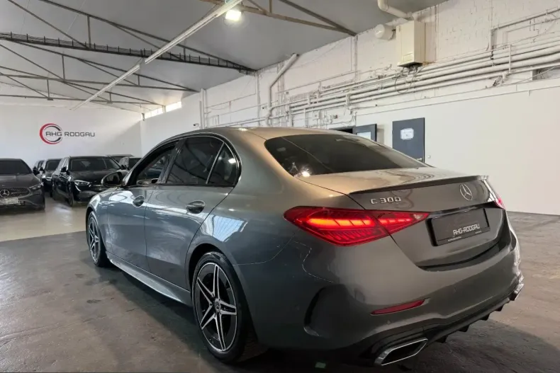 Mercedes-Benz C 300 (Clasa C) din 2022 cu 53.860 km - oferta MER218810 - foto 8