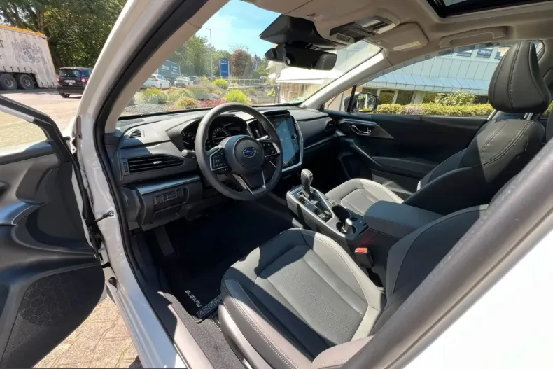 Subaru Impreza din 2025 cu 10.000 km - oferta SUB218815 - foto 10