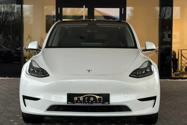 Tesla Model Y din 2022 cu 63.000 km - oferta TES218816 - foto 3