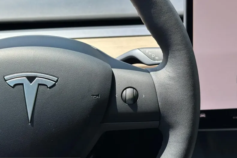 Tesla Model Y din 2022 cu 94.829 km - oferta TES218818 - foto 24
