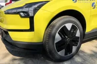 Volvo EX30 din 2024 cu 17.990 km - oferta VOL218824 - foto 3