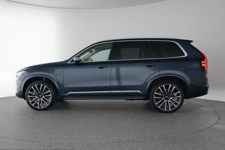 Volvo XC90 din 2025 cu 28.250 km - oferta VOL218837 - foto 11