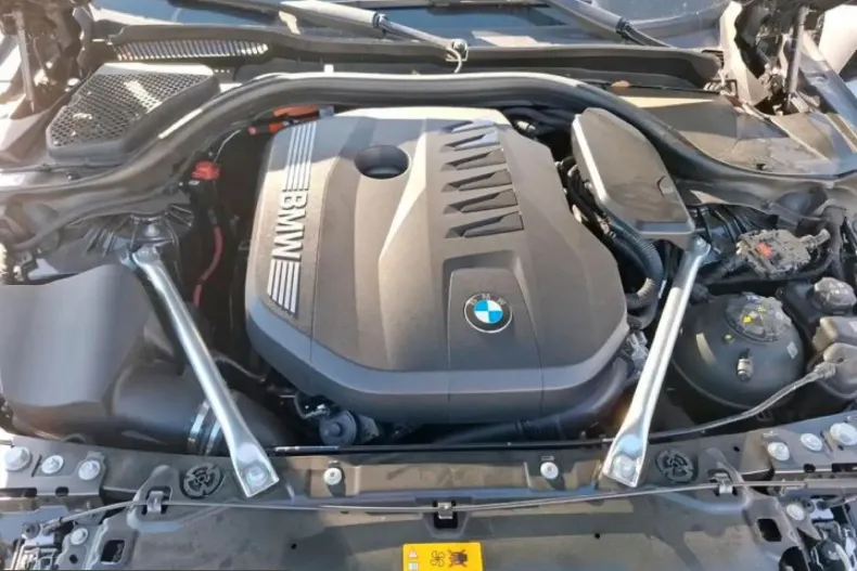 BMW 550 (Seria 5) din 2024 cu 42.573 km - oferta BMW218838 - foto 17