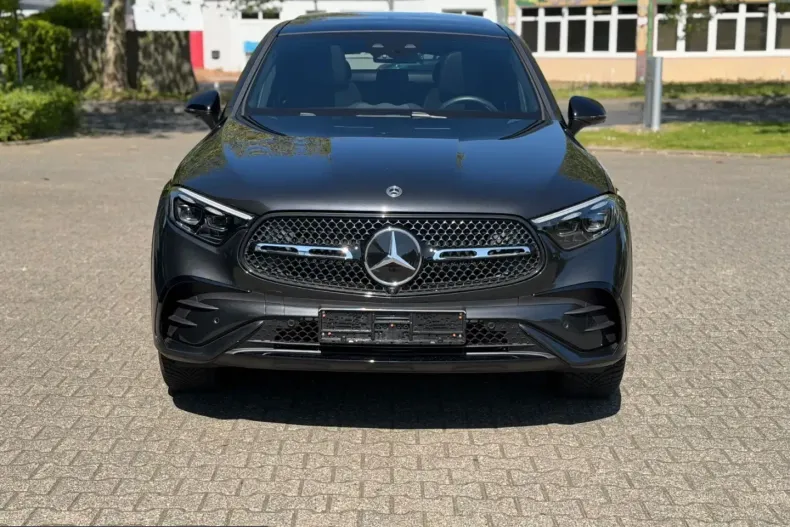 Mercedes-Benz GLC 220 (Clasa GLC) din 2025 cu 9.500 km - oferta MER218839 - foto 6