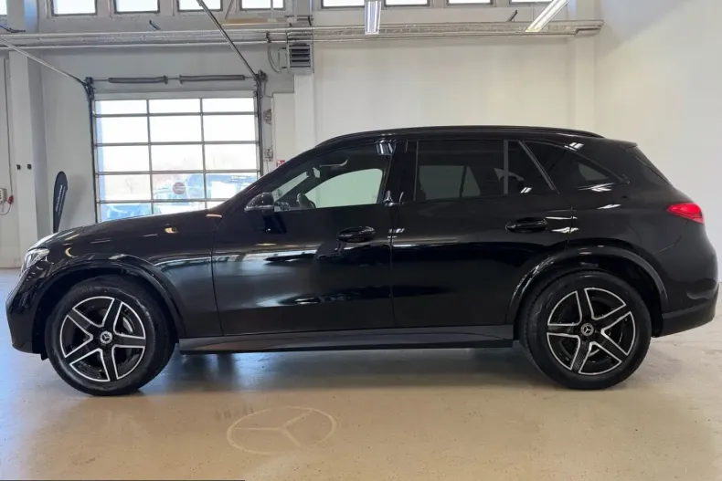 Mercedes-Benz GLC 200 (Clasa GLC) din 2025 cu 25.231 km - oferta MER218841 - foto 9