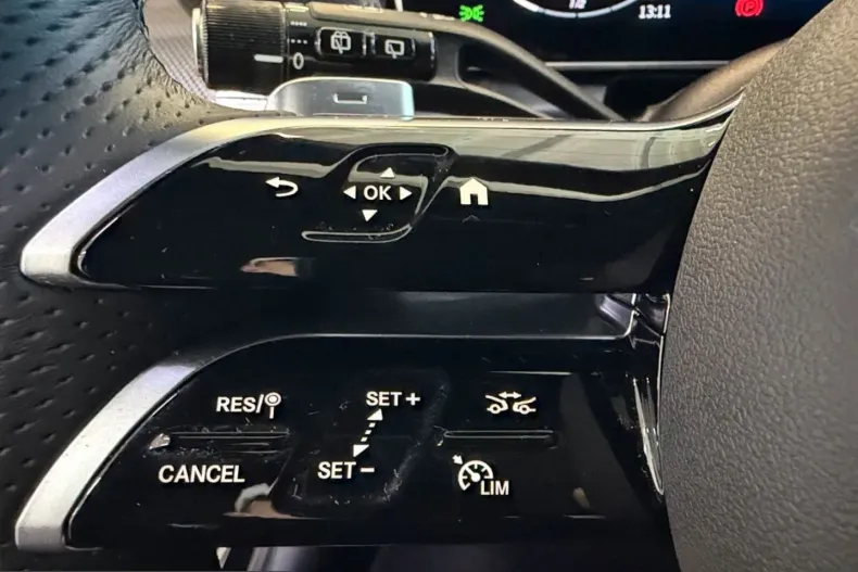 Mercedes-Benz GLC 200 (Clasa GLC) din 2025 cu 25.231 km - oferta MER218841 - foto 18