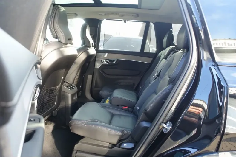 Volvo XC90 din 2025 cu 25.500 km - oferta VOL218844 - foto 9
