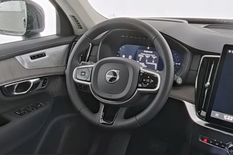 Volvo XC90 din 2025 cu 22.120 km - oferta VOL218845 - foto 14