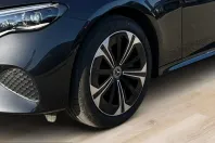 Mercedes-Benz E 300 (Clasa E) din 2024 cu 12.932 km - oferta MER218849 - foto 5