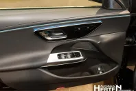 Mercedes-Benz E 300 (Clasa E) din 2025 cu 16.530 km - oferta MER218850 - foto 10