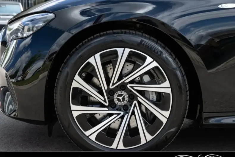 Mercedes-Benz E 300 (Clasa E) din 2025 cu 43.500 km - oferta MER218851 - foto 7